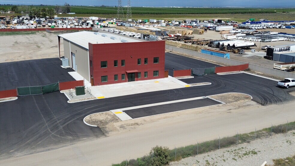 22420 Gribben Ct, Bakersfield, CA à louer - Photo de l’immeuble – Image 1 sur 5