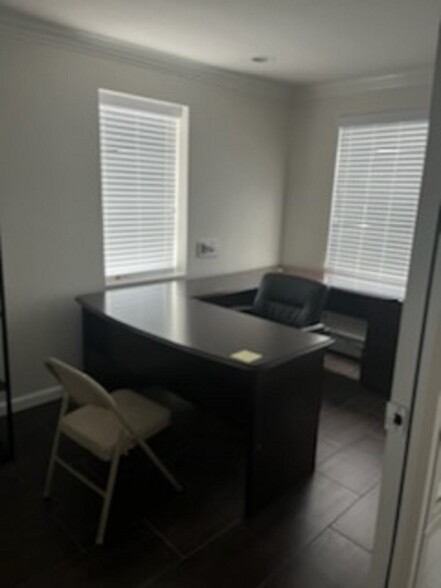 947 Route 9, Sayreville, NJ à vendre - Photo de l’immeuble – Image 2 sur 11