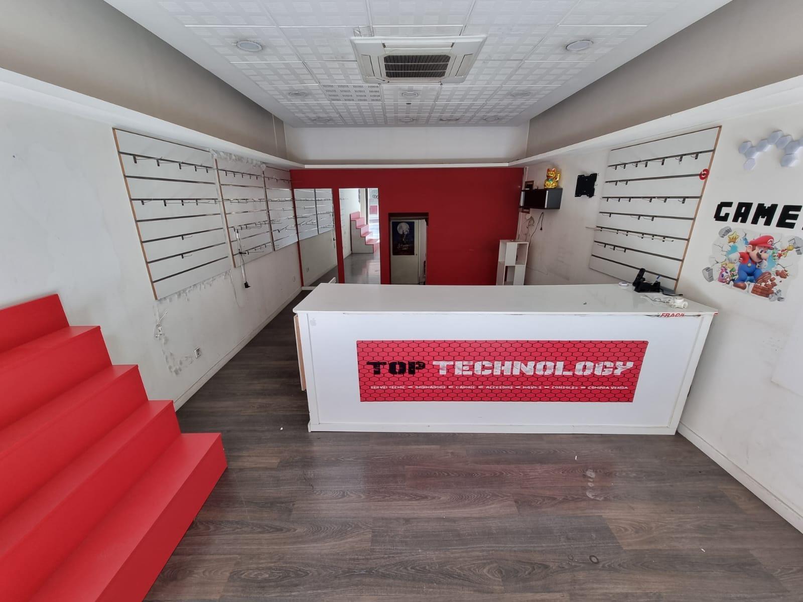 Local commercial dans Igualada, Barcelona à louer Photo intérieure– Image 1 sur 5