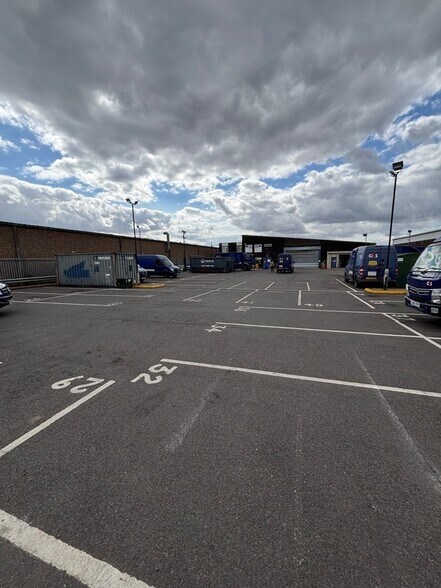 91 Commercial Sq, Leicester à louer - Photo de l’immeuble – Image 3 sur 4