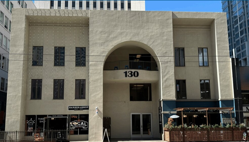 130 N Central Ave, Phoenix, AZ à louer - Photo de l’immeuble – Image 1 sur 6