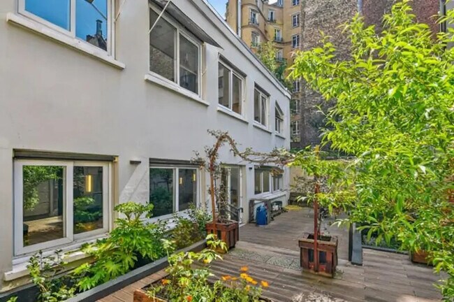 Plus de détails pour 134 Avenue Du Général Leclerc, Paris - Logement à vendre