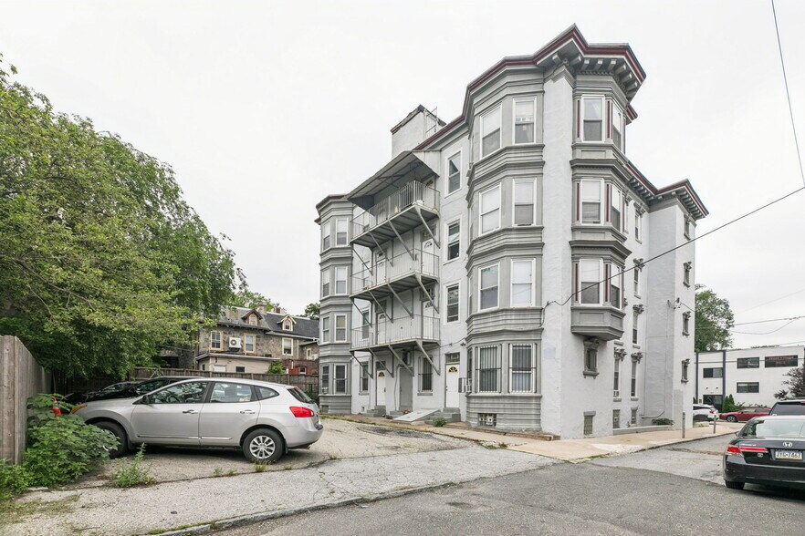 312-314 N 33rd St, Philadelphia, PA à vendre - Photo de l’immeuble – Image 3 sur 11