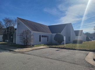 Plus de détails pour 710 Denbigh Blvd, Newport News, VA - Bureau à vendre