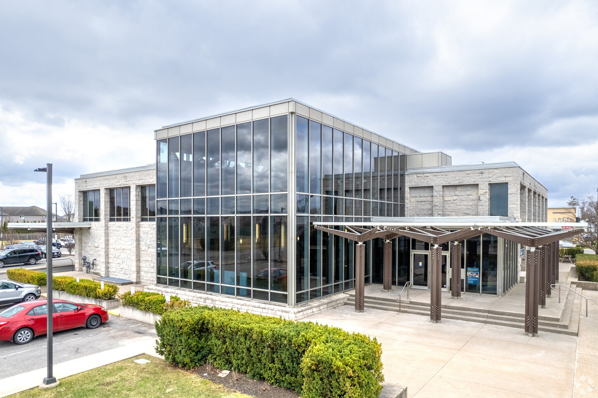 1567 Niagara Stone Rd, Niagara On The Lake, ON à louer Photo principale– Image 1 sur 3