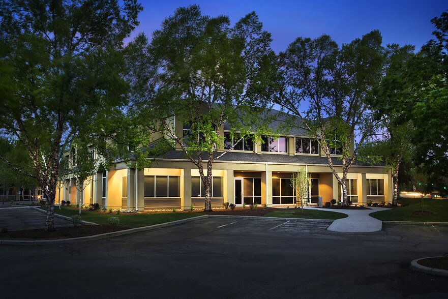 600 Riverpark Ln, Boise, ID à louer - Photo principale – Image 1 sur 14