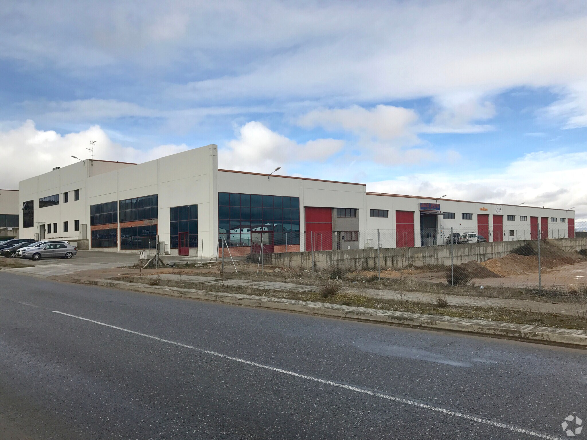 Industriel/Logistique dans Segovia, Segovia à louer Photo de l’immeuble– Image 1 sur 3