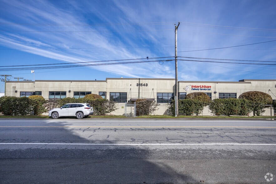 31543 King Rd, Abbotsford, BC à louer - Photo de l’immeuble – Image 2 sur 3