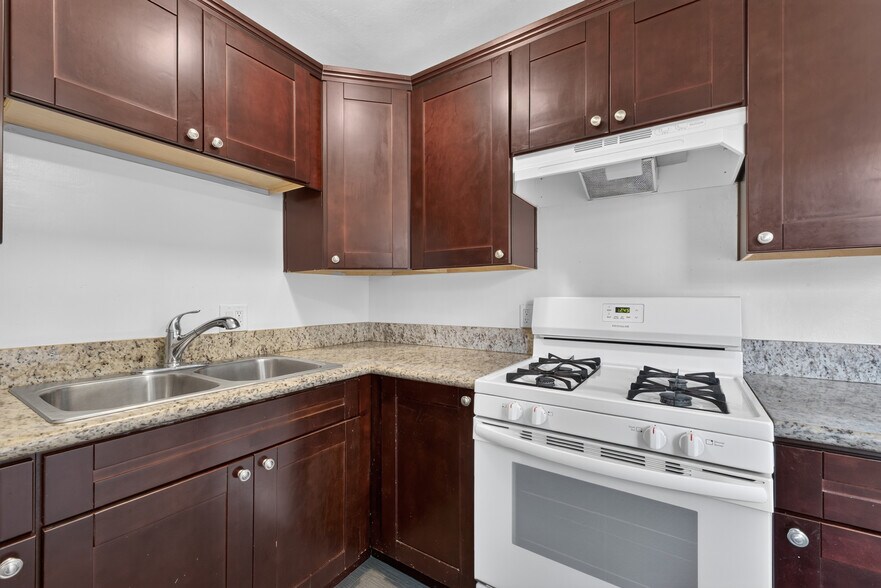 4343-4353 Poplar St, San Diego, CA à vendre - Photo de l’immeuble – Image 3 sur 10