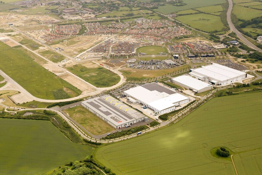 Ermine St, Alconbury à vendre - Photo de l’immeuble – Image 2 sur 3
