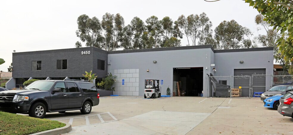 9450 Candida St, San Diego, CA à louer - Photo de l’immeuble – Image 3 sur 4