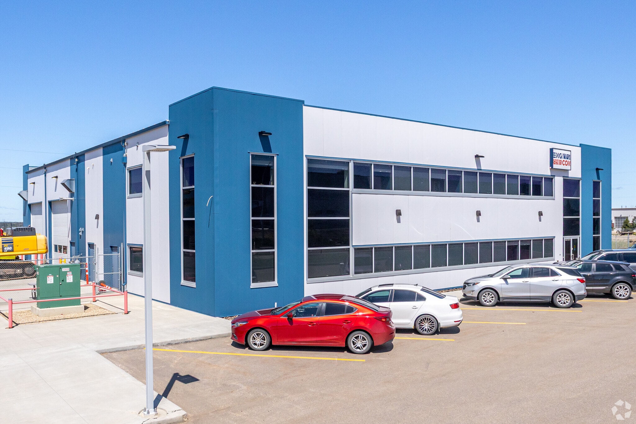 13080 25 St NE, Edmonton, AB à vendre Photo principale– Image 1 sur 19