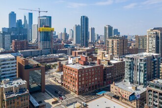 343 W Erie St, Chicago, IL - VUE AÉRIENNE  vue de carte