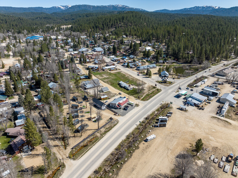 101 Montgomery St, Idaho City, ID à vendre - Photo de l’immeuble – Image 2 sur 66