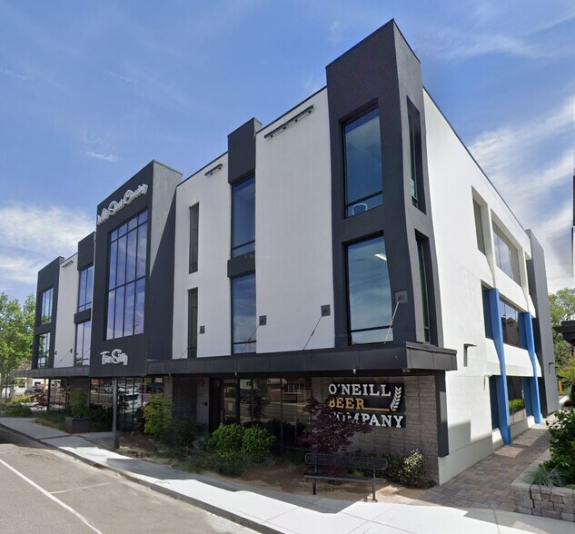 560 Mill St, Reno, NV à louer - Photo de l’immeuble – Image 1 sur 2