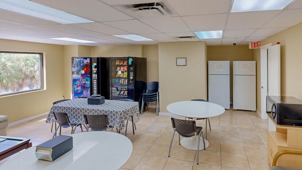 3800 W Broward Blvd, Fort Lauderdale, FL à vendre - Photo de l’immeuble – Image 3 sur 36