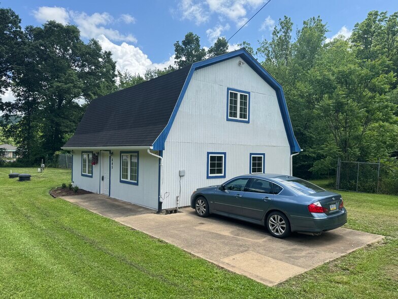645 US-30 Rt, Clinton, PA à vendre - Photo de l’immeuble – Image 2 sur 12