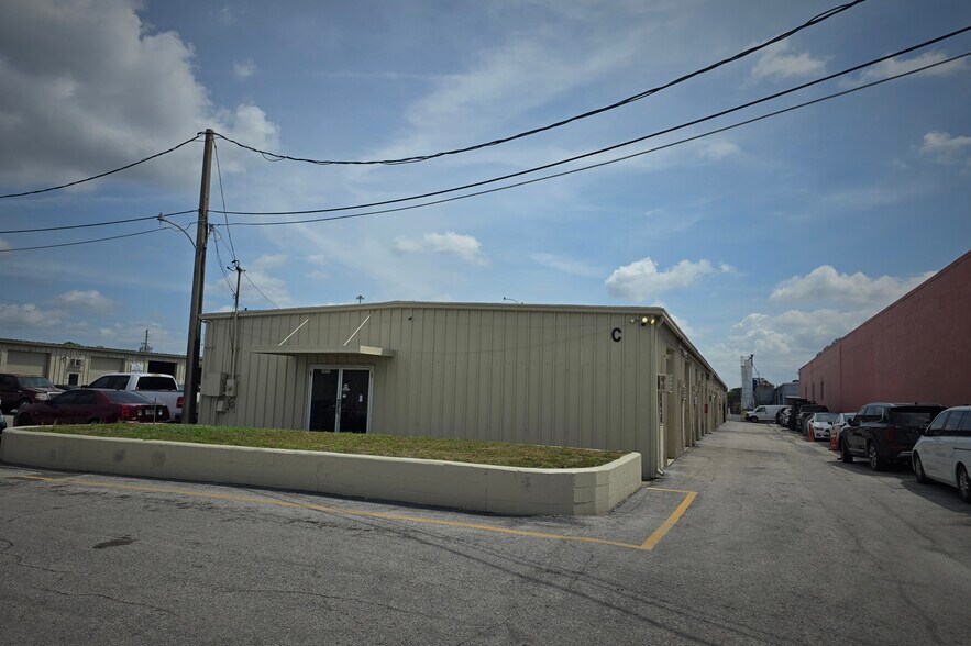 3941-3959 Forsyth Rd, Winter Park, FL à louer - Photo de l’immeuble – Image 3 sur 8
