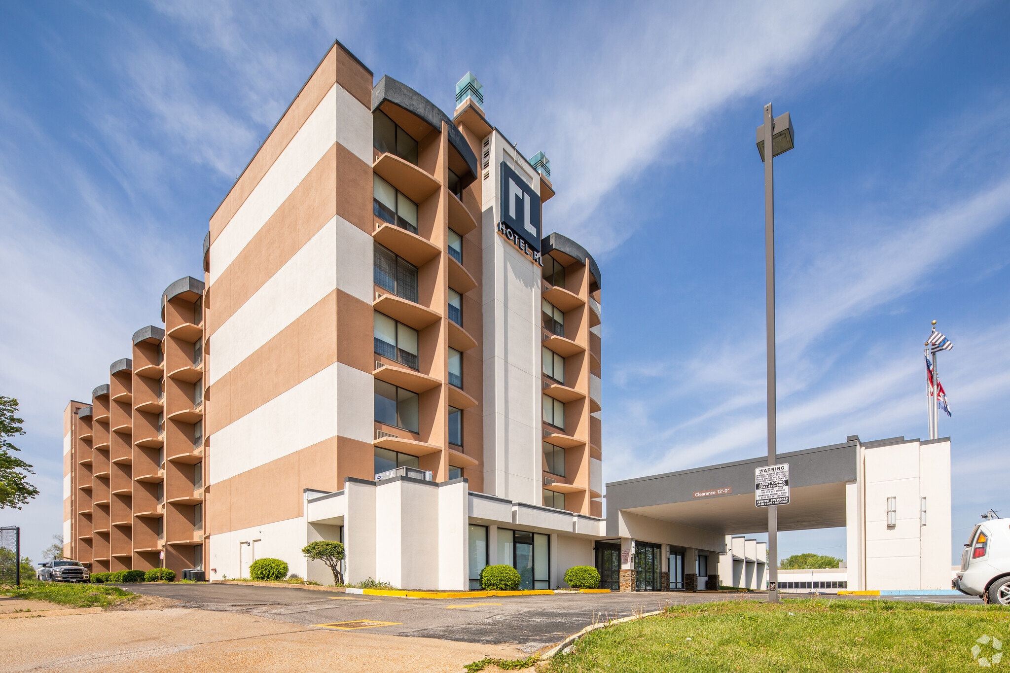 9600 Natural Bridge Rd, Saint Louis, MO à vendre Photo principale– Image 1 sur 4