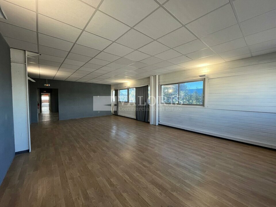 Local commercial dans Marignane à vendre Photo intérieure– Image 1 sur 10