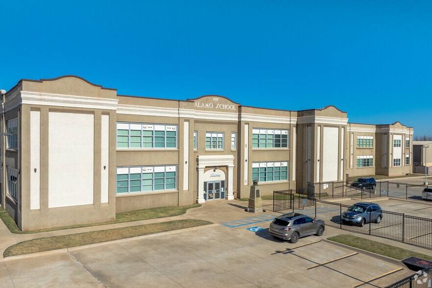 1912 11th St, Wichita Falls, TX à vendre - Photo principale – Image 1 sur 24