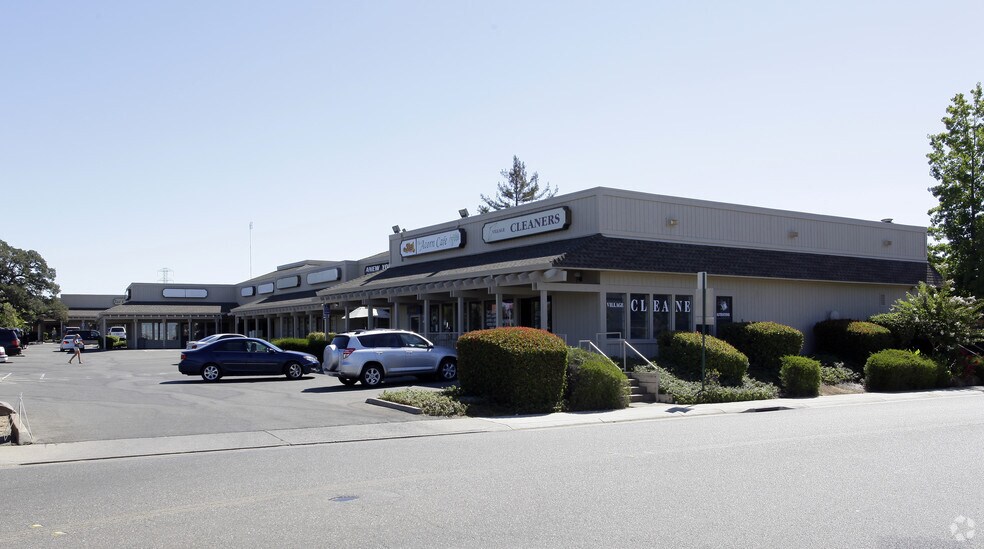 47-55 Natoma St, Folsom, CA à louer - Photo principale – Image 1 sur 2