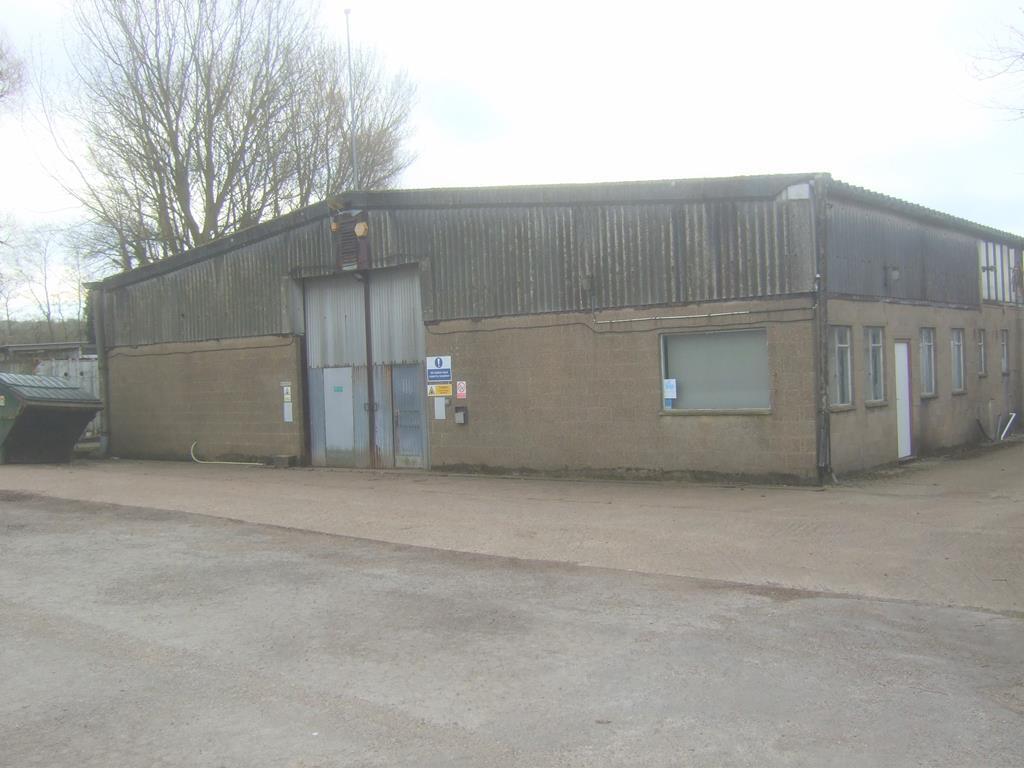 Occupation Rd, Wye à louer Photo de l’immeuble– Image 1 sur 2