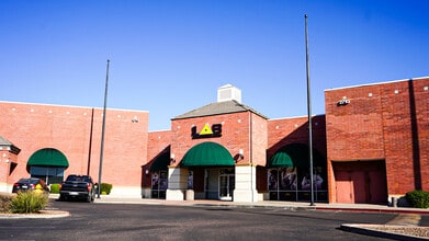 2710-2734 W Bell Rd, Phoenix, AZ à louer Photo intérieure– Image 2 sur 10