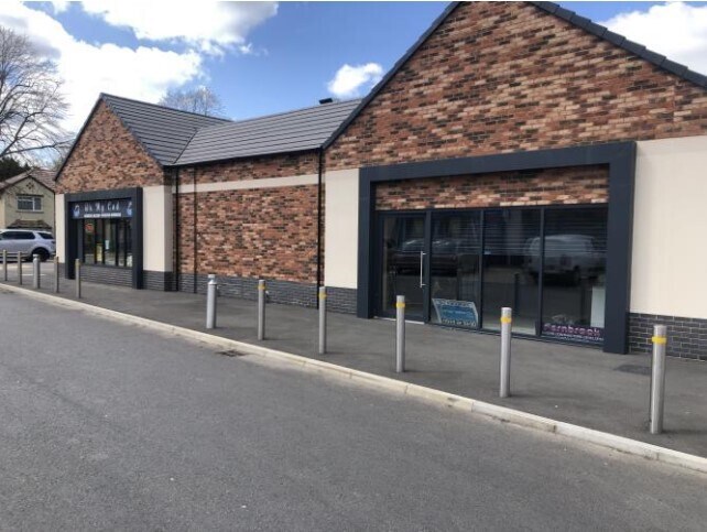 Units 3-4 Irthlingborough Rd, Finedon à louer - Photo de l’immeuble – Image 2 sur 2