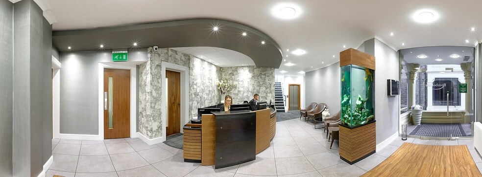 28 Cathedral Rd, Cardiff à louer - Hall d’entrée – Image 2 sur 2