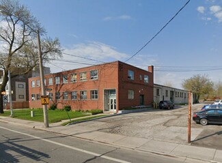 Plus de détails pour 266 Royal York Rd, Toronto, ON - Local d'activités à louer