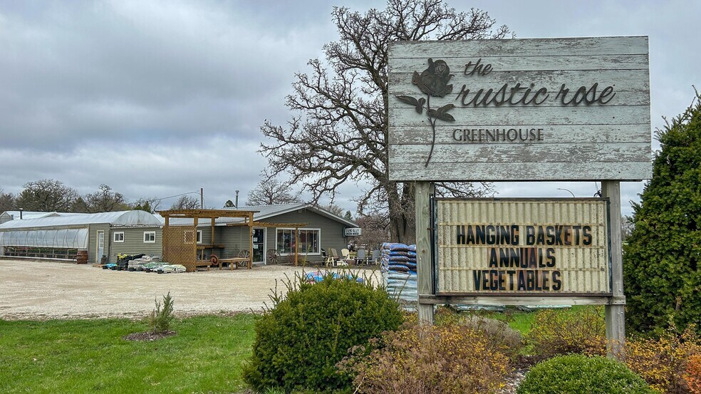 720 N Broadway St, Spring Valley, MN à vendre - Photo principale – Image 1 sur 15