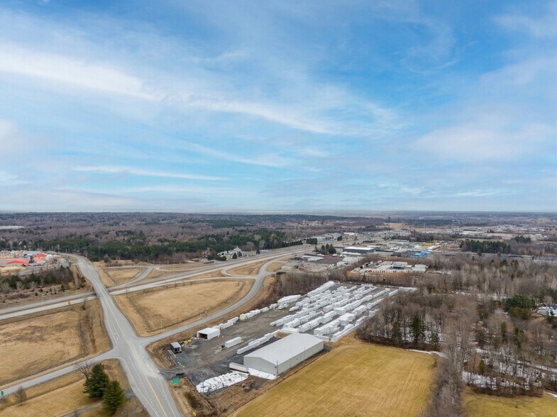 113 Mnt Glass, Saint-Bernard-de-Lacolle, QC à vendre - Photo de l’immeuble – Image 2 sur 7