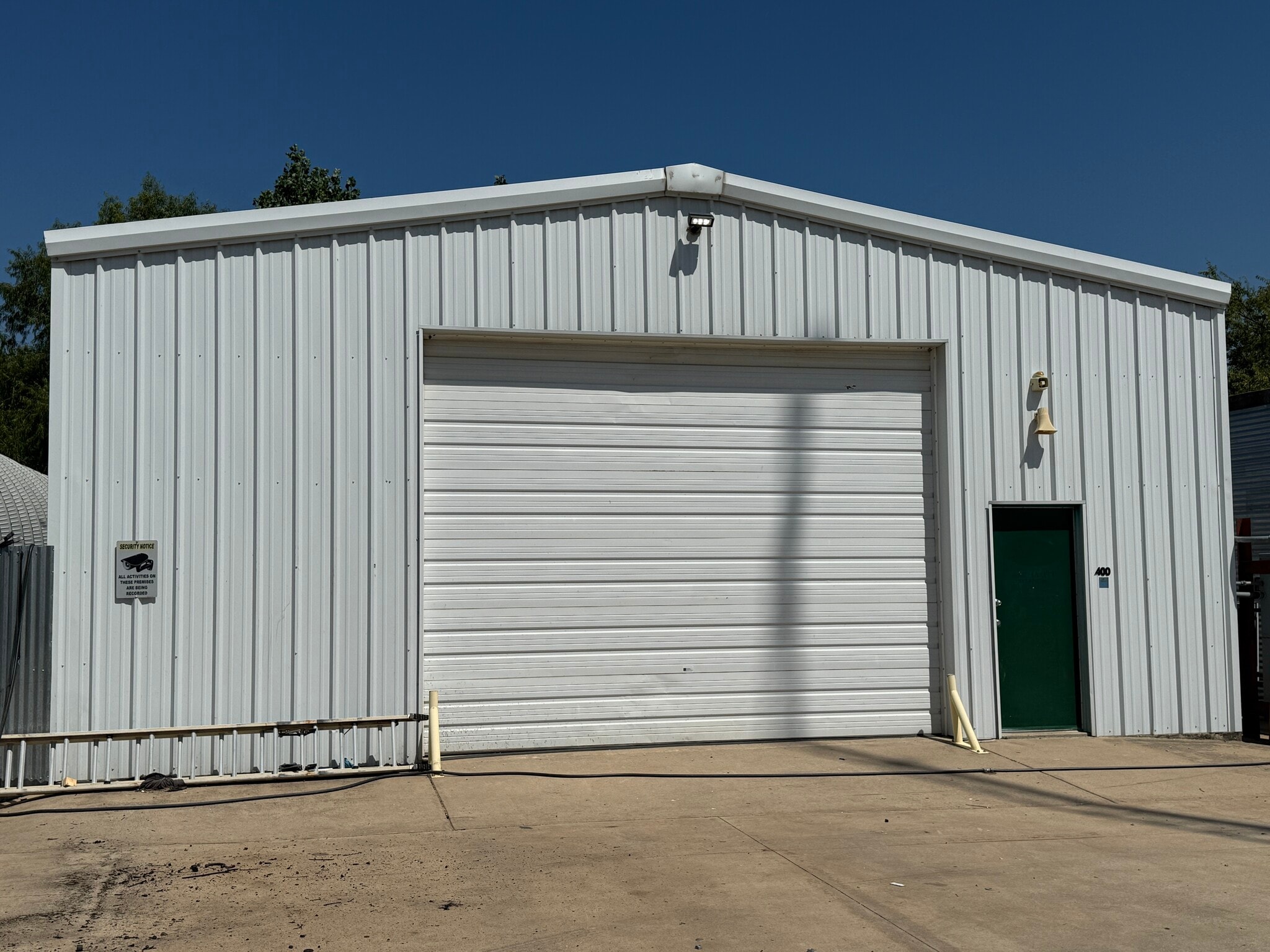 5101 E University Dr, Denton, TX à louer Photo de l’immeuble– Image 1 sur 7