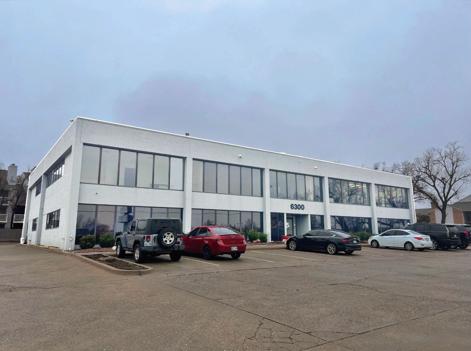 6300 NW Expressway, Oklahoma City, OK à vendre Photo principale– Image 1 sur 35