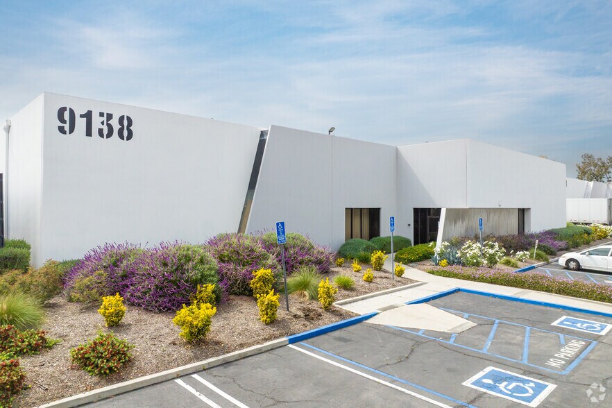 9138 Pittsburgh Ave, Rancho Cucamonga, CA à louer - Photo principale – Image 1 sur 5