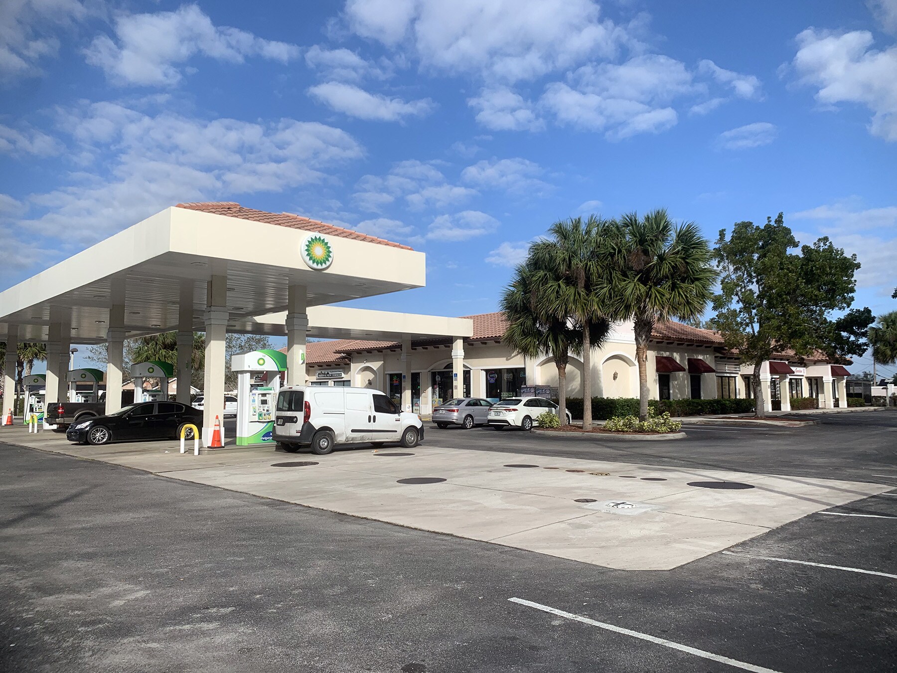 1293 SW Del Rio Blvd, Port Saint Lucie, FL à vendre Photo principale– Image 1 sur 11