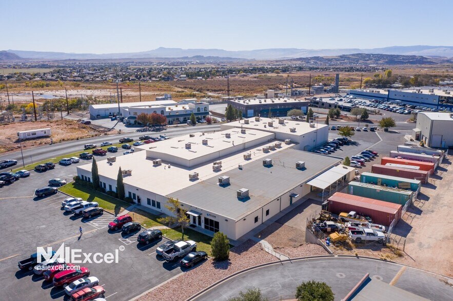 3301 E Deseret Dr, St George, UT à vendre - Photo de l’immeuble – Image 2 sur 6