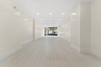 2321 John F Kennedy Blvd, Jersey City, NJ à louer Photo intérieure– Image 1 sur 3