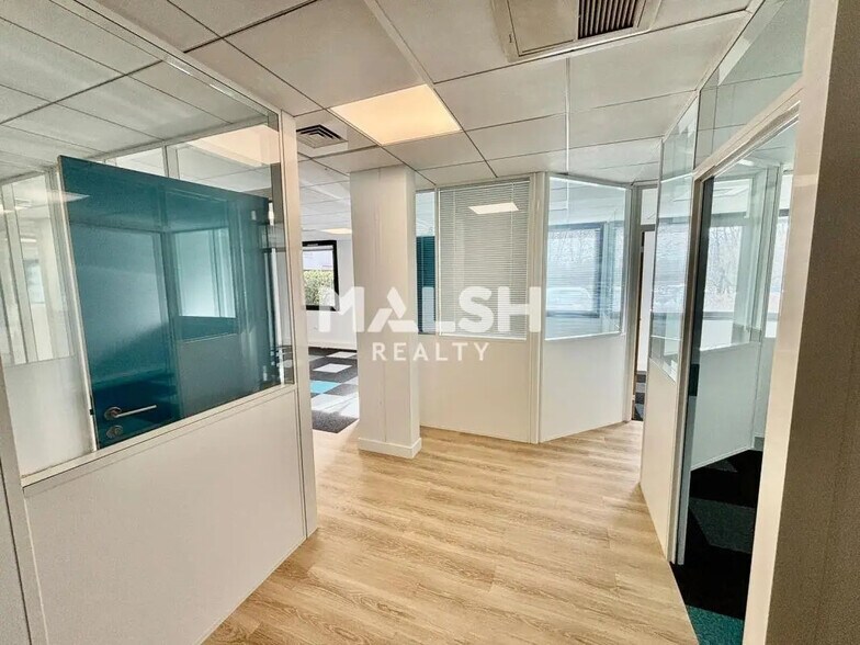 Bureau dans Dardilly à vendre - Photo intérieure – Image 3 sur 11