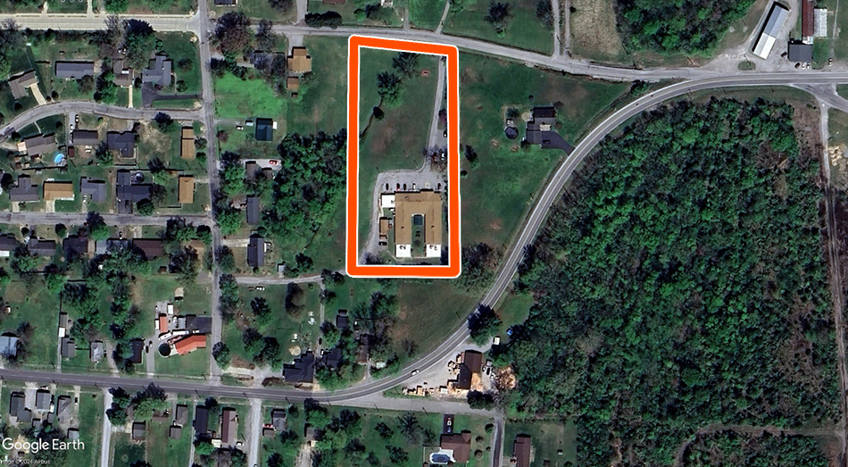 2500 E Saint Louis St, West Frankfort, IL à vendre - Photo de l’immeuble – Image 2 sur 14
