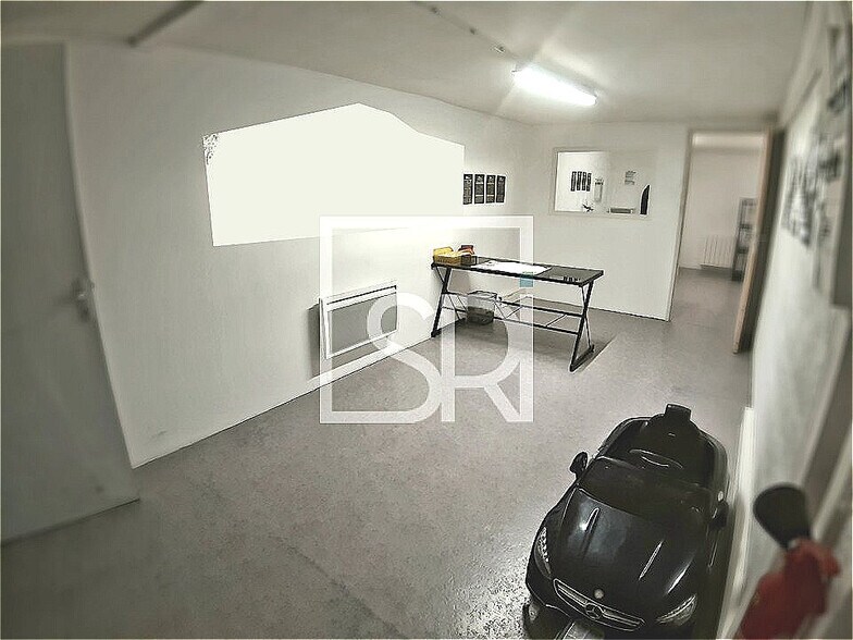 Bureau dans Cournon-d'Auvergne à louer - Photo intérieure – Image 3 sur 9