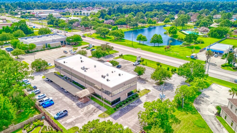 8687 Louetta Rd, Spring, TX à louer - Photo de l’immeuble – Image 3 sur 17