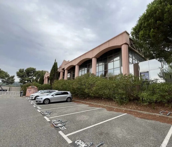 155 Voie Ariane, La Ciotat à vendre - Photo de l’immeuble – Image 2 sur 11