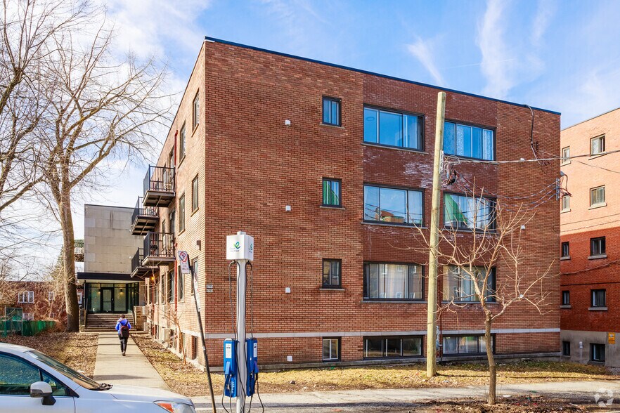 4988 Av Clanranald, Montréal, QC à vendre - Photo de l’immeuble – Image 2 sur 3