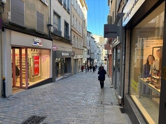 Plus de détails pour Local commercial à louer