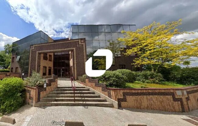 Plus de détails pour 103 Rue Pereire, Saint-Germain-en-Laye - Bureau à louer