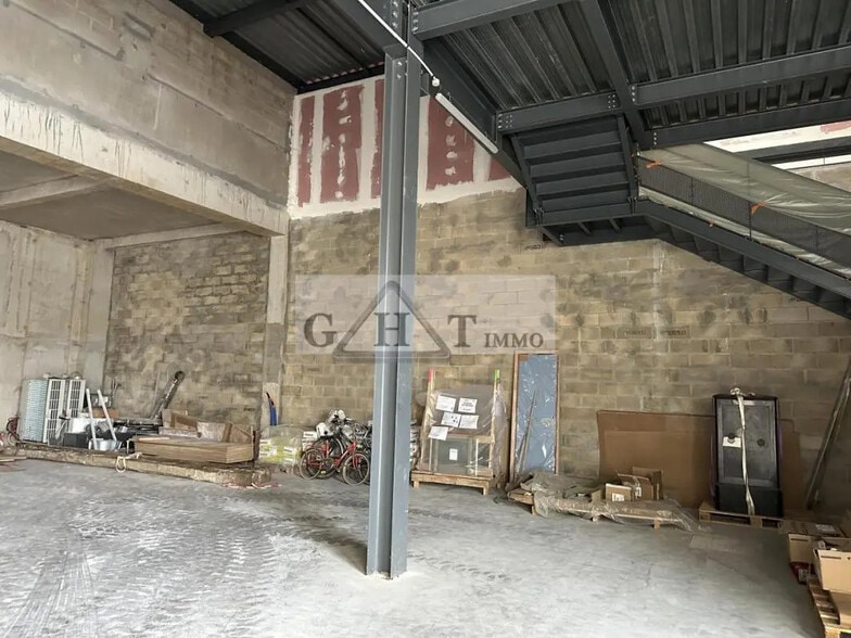 Industriel/Logistique dans Montfermeil à louer - Photo intérieure – Image 2 sur 4