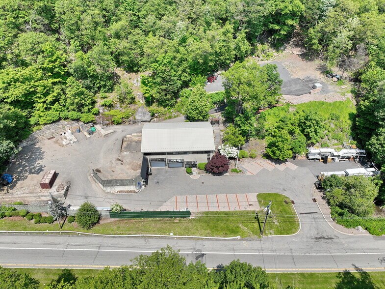 345 State 17 hwy, Hillburn, NY à louer - Photo principale – Image 1 sur 10