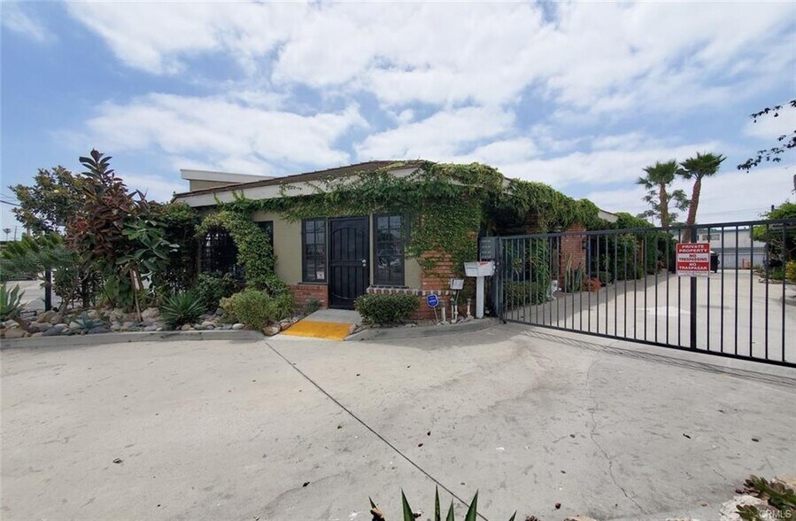 10616-10622 Katella Ave, Anaheim, CA à vendre - Photo de l’immeuble – Image 2 sur 74